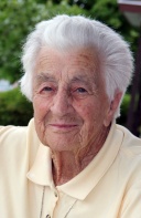 Simoneau, Gertrude